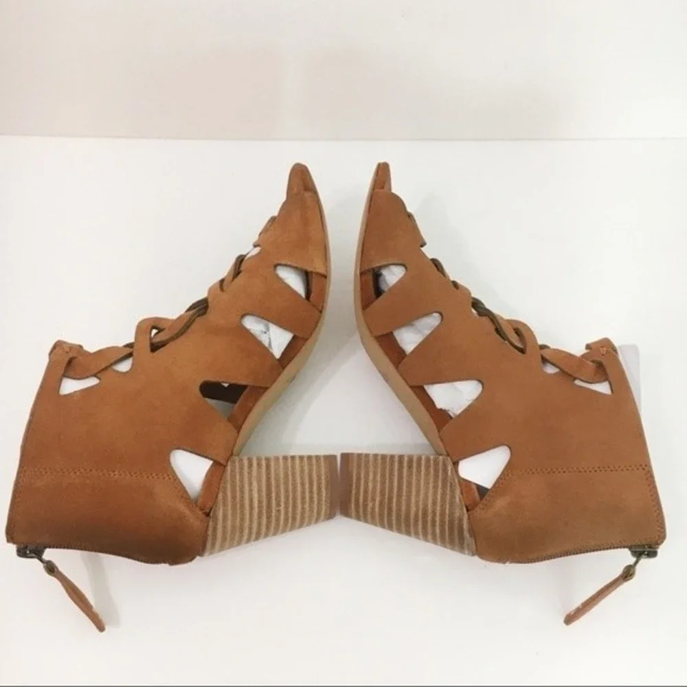 Zodiac Womens Size 6 Brown Suede Leather Block Heels Open Toe Sandals Shoes‎